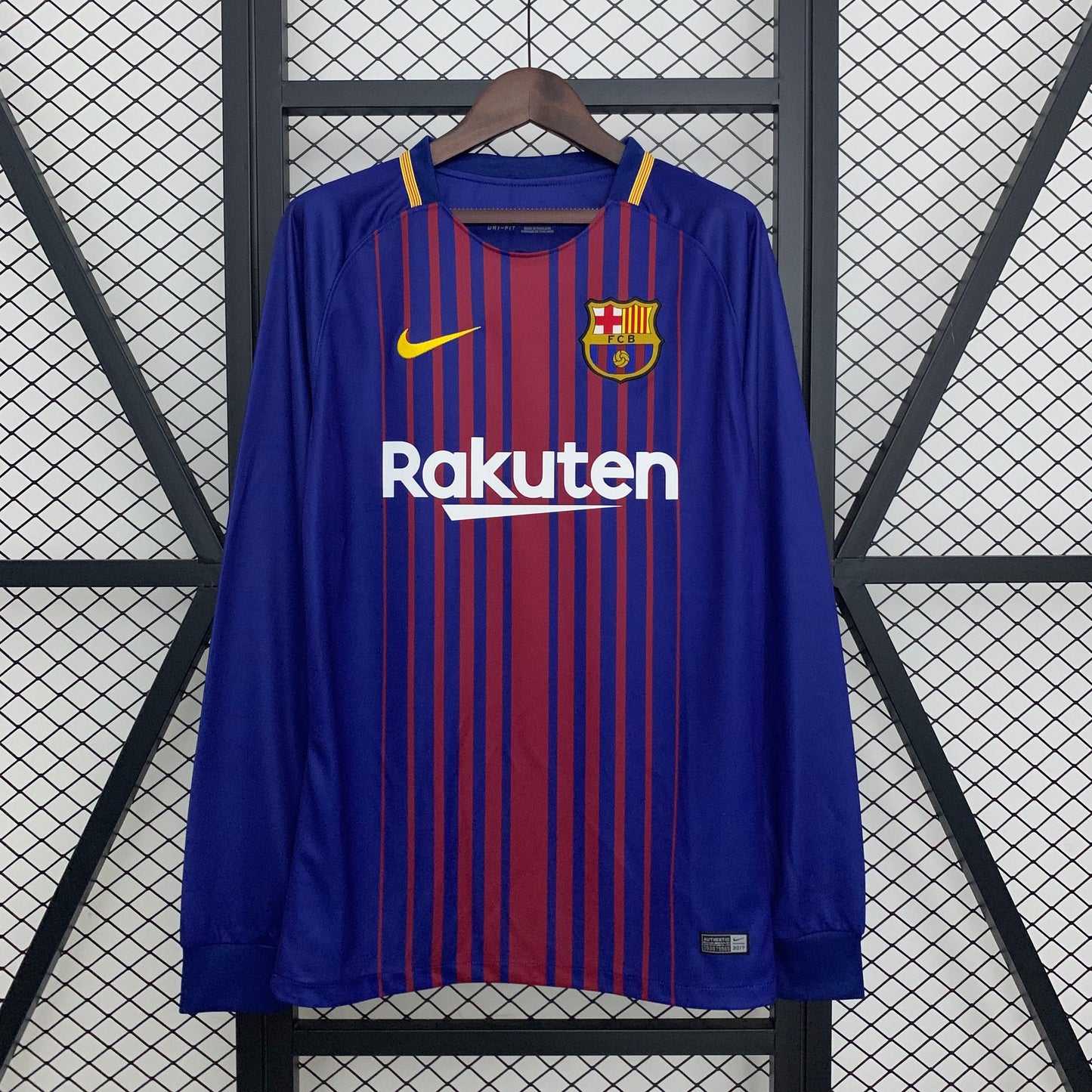 Camiseta Manga Larga Local Barcelona 17-18