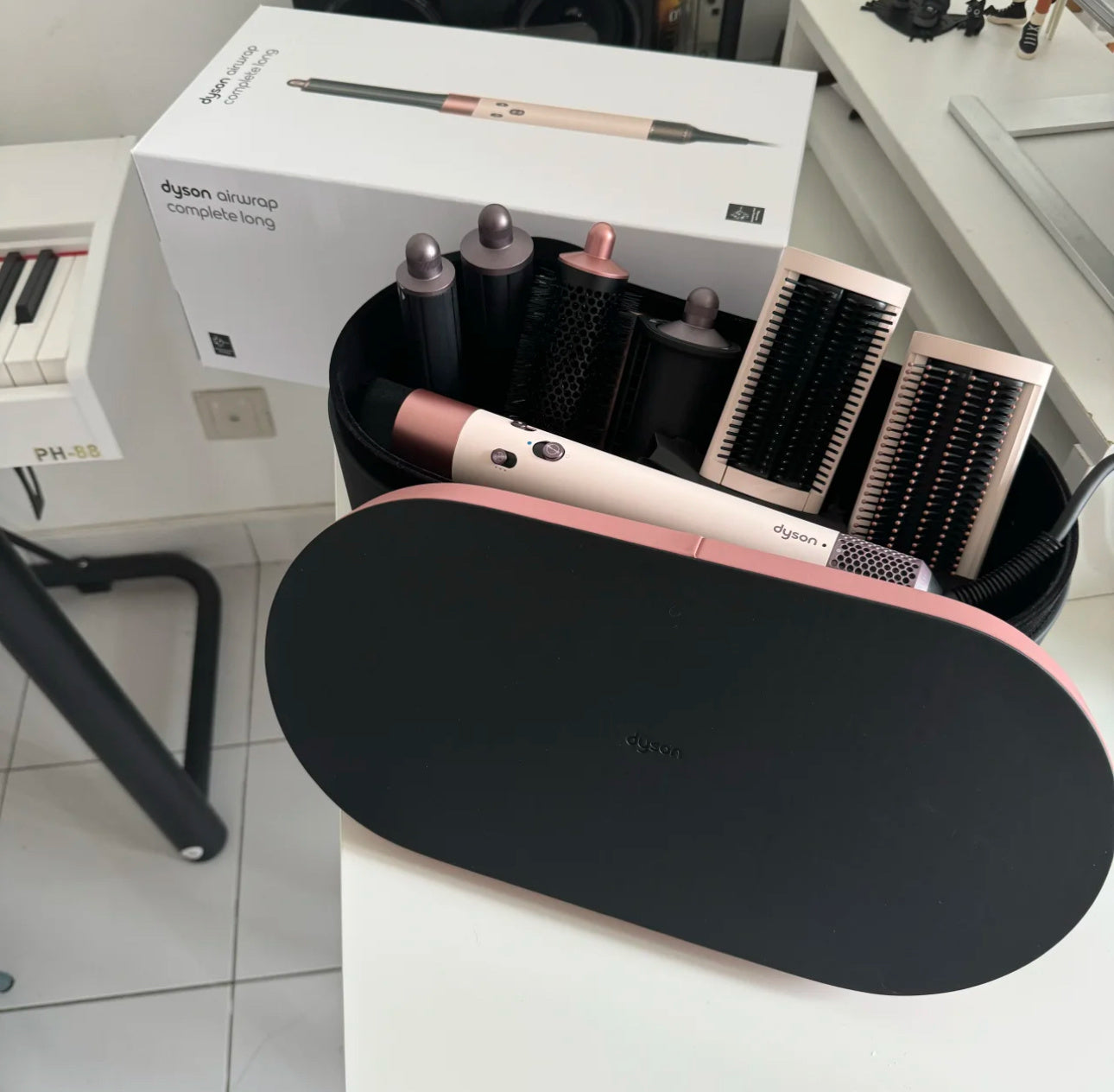 Dyson Airwrap™ i.d. – Liso + Ondulado (Ceramic Pink / Rose Gold) 220 Volteos
