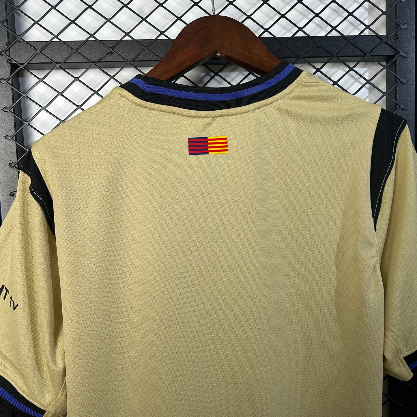 Camiseta Alternativa Visita Barcelona 25-26