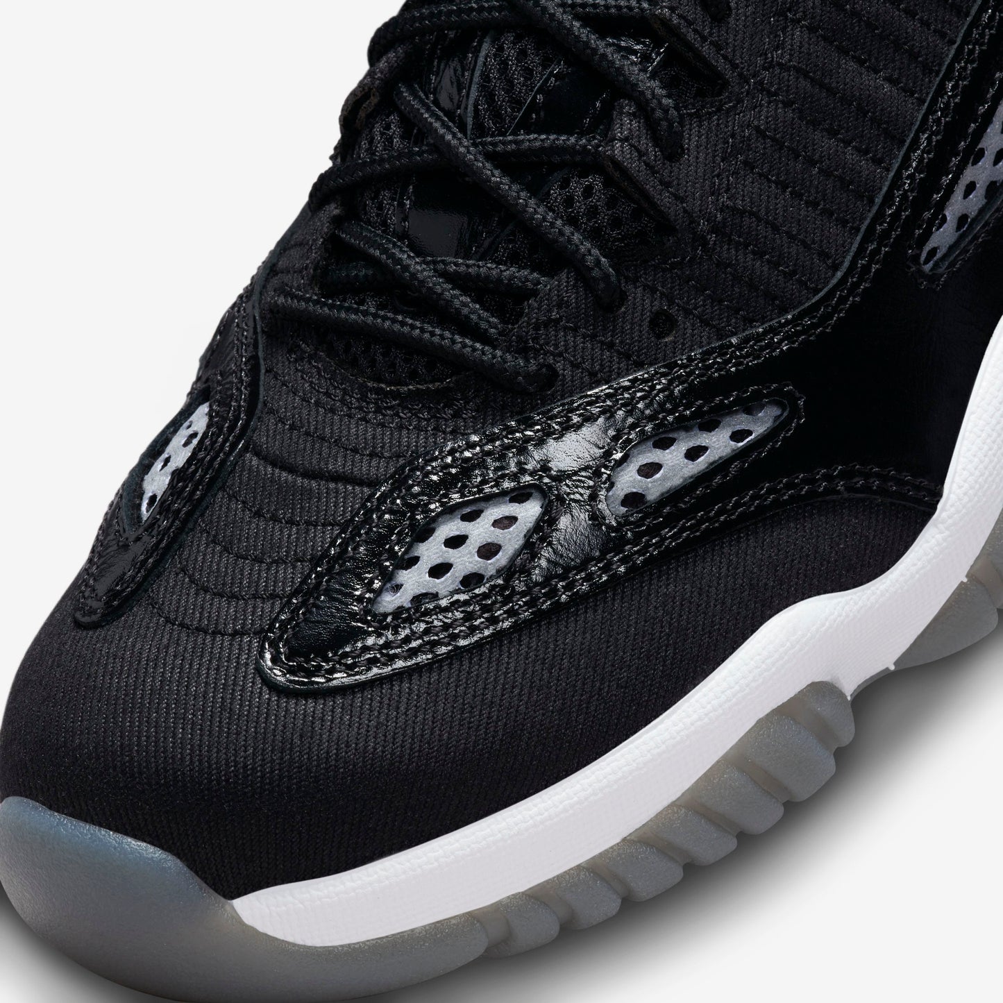 Air Jordan 11 Retro Low IE