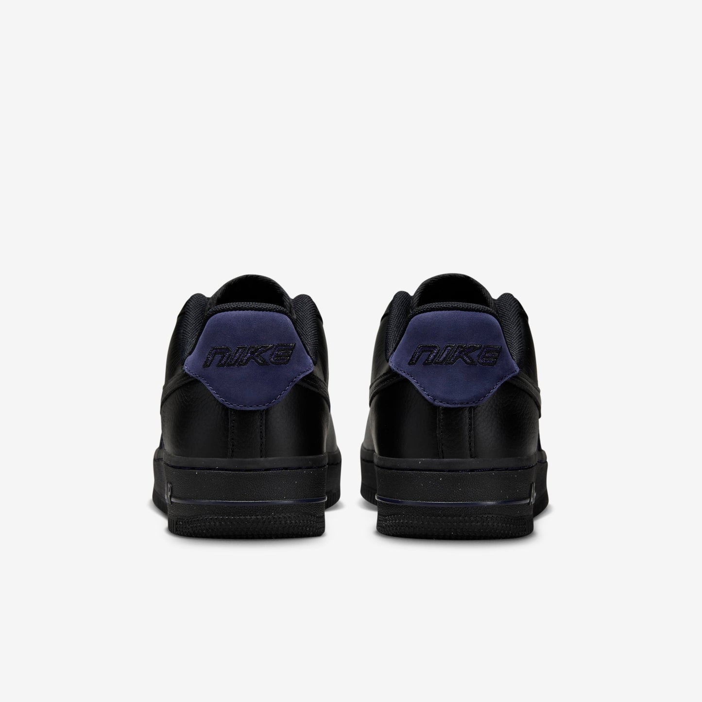 NIKE AIR FORCE 1 07 LX