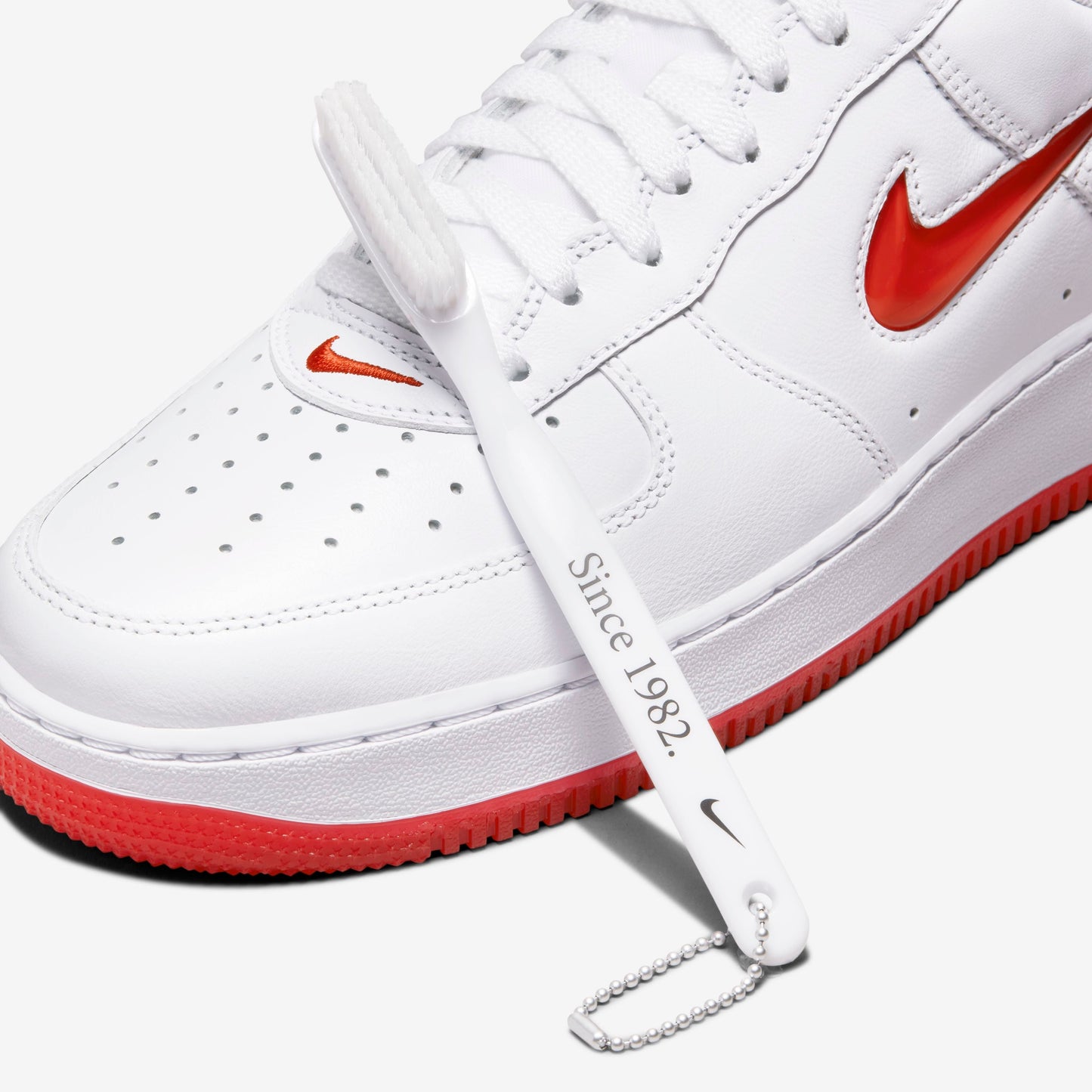 Nike Air Force 1 Low Retro Red