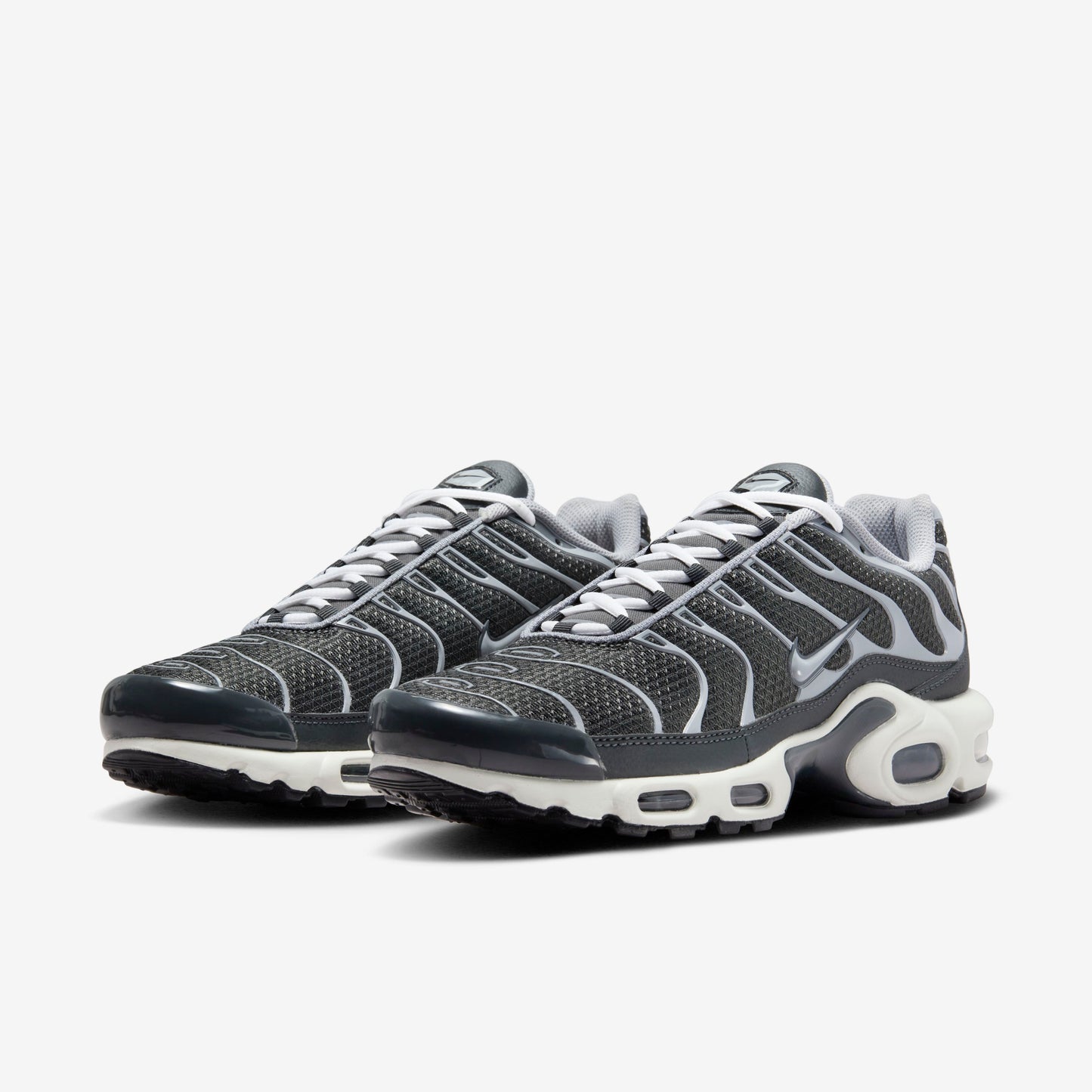 NIKE AIR MAX PLUS EWT