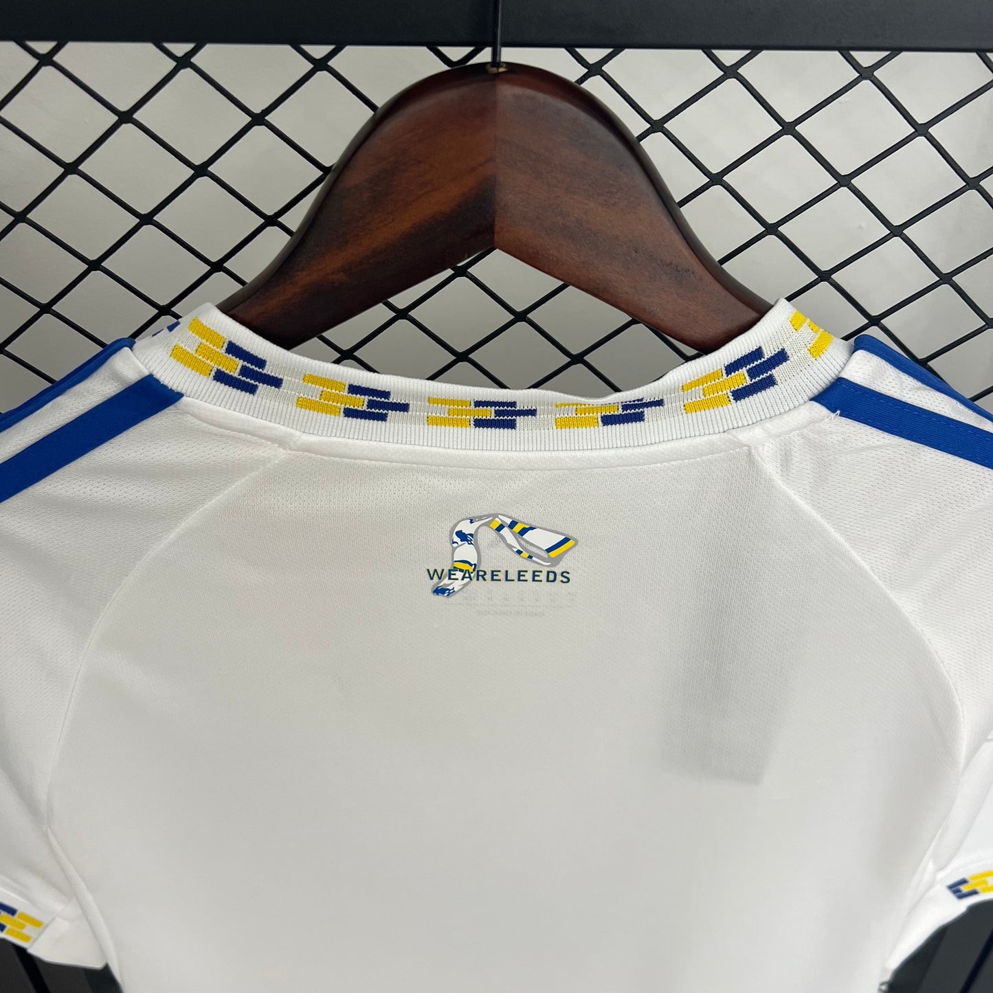 Camiseta Local Leeds United 25-26