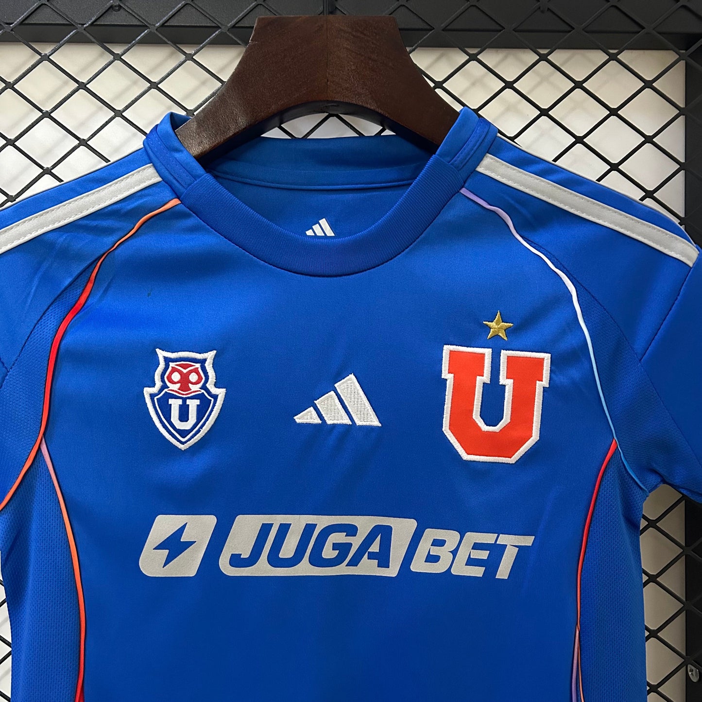 Conjunto Universidad de Chile Niño 25-26