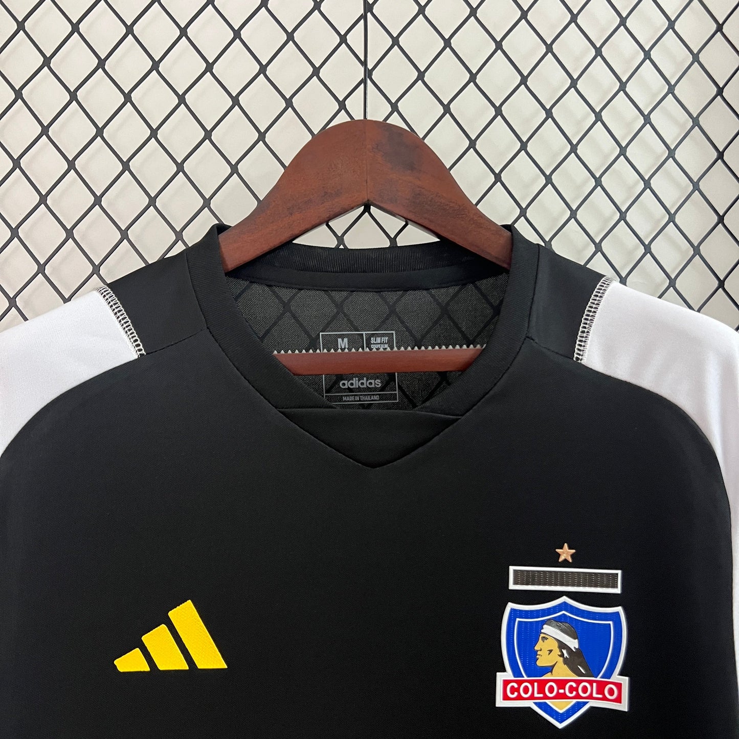 Camiseta Colo-Colo Entrenamiento 24-25