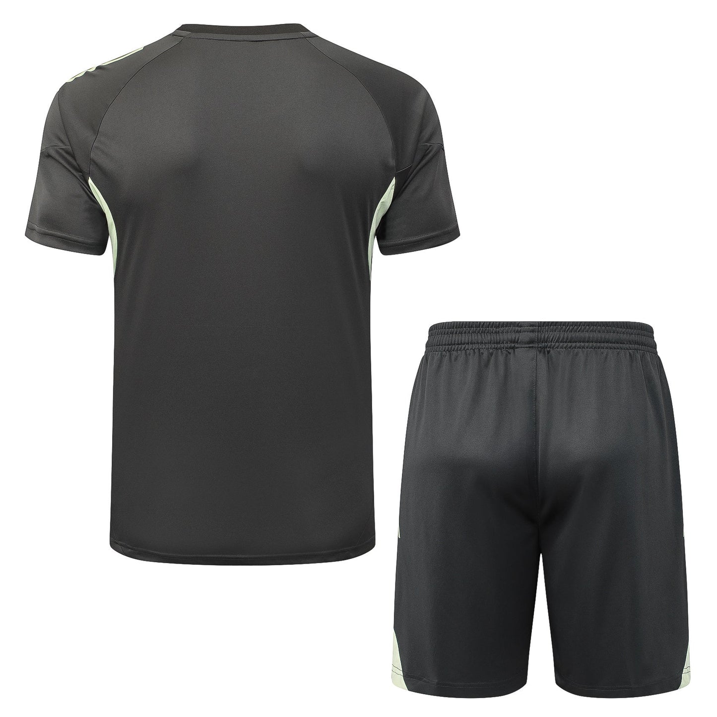 Conjunto de entrenamiento 25-26 Real Madrid