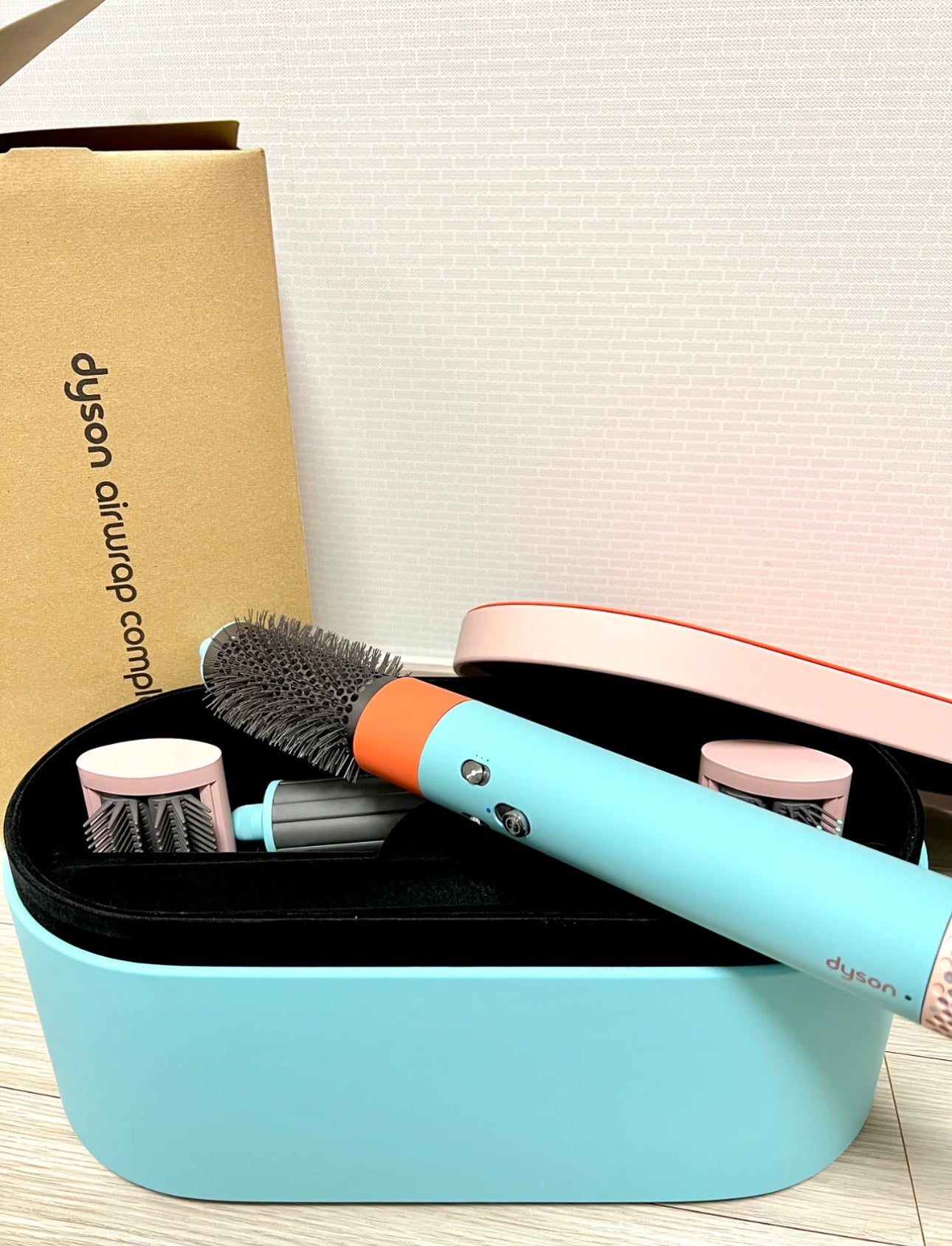 Dyson Airwrap i.d.™ Liso+Ondulado (Pátina cerámica/Topacio) 220 volteos