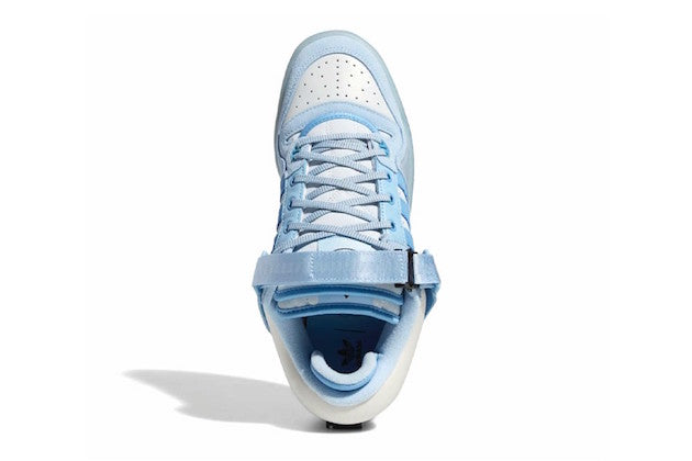 BAD BUNNY FORUM BLUE TINT