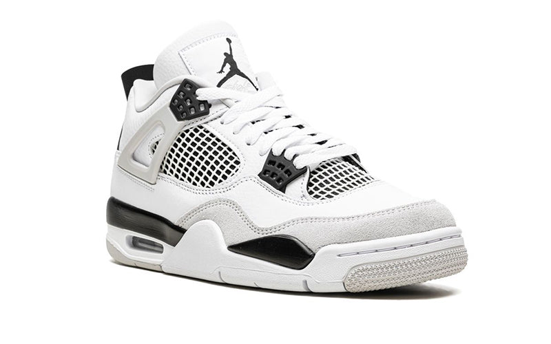 Air Jordan Retro 4 Military Black