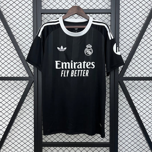 Camiseta Edición Negra Real Madrid 25-26