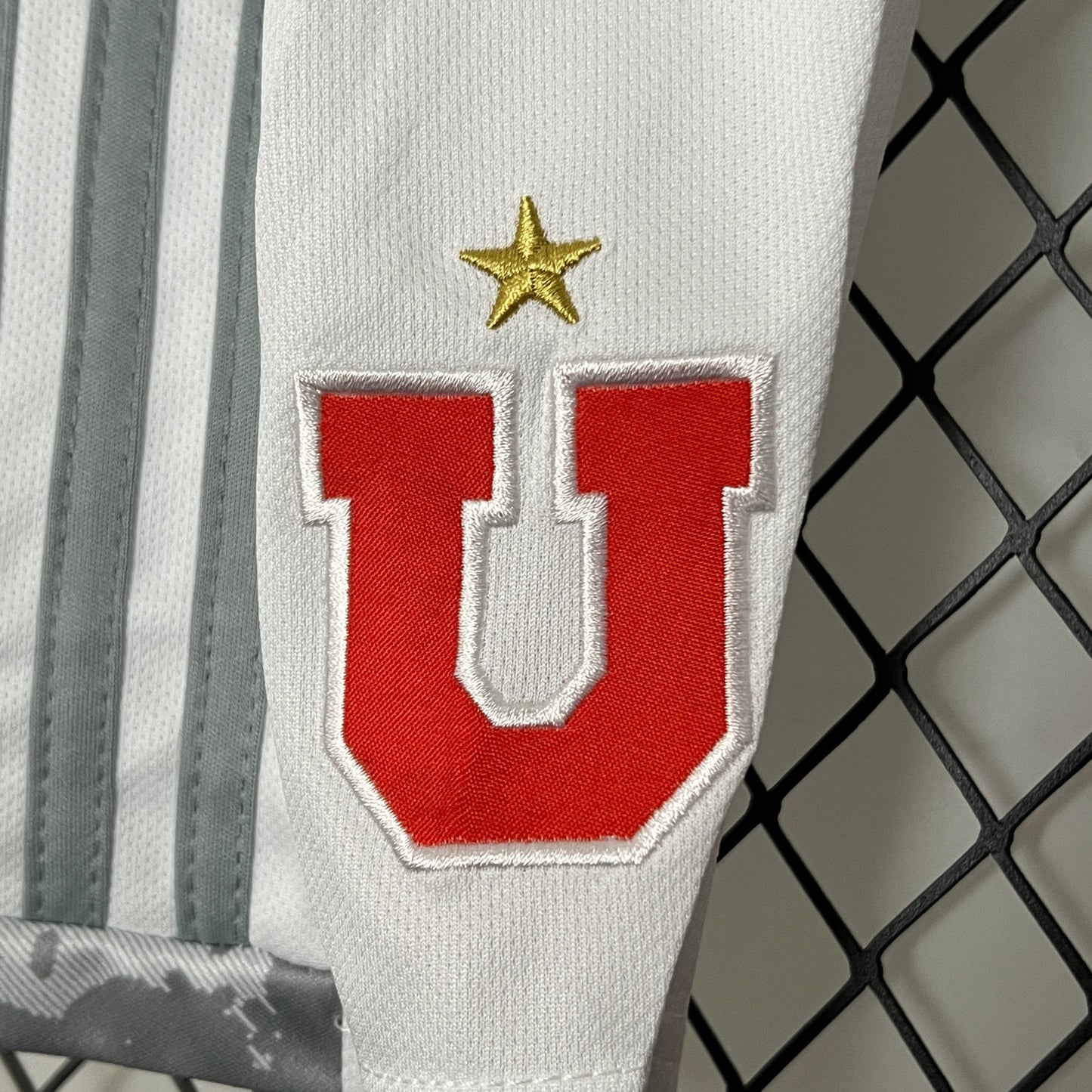 Camiseta Universidad de Chile Visita Niño 24-25