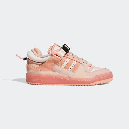 BAD BUNNY FORUM PINK