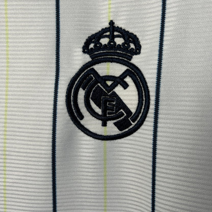 Camiseta Retro Edición Especial Real Madrid 25-26