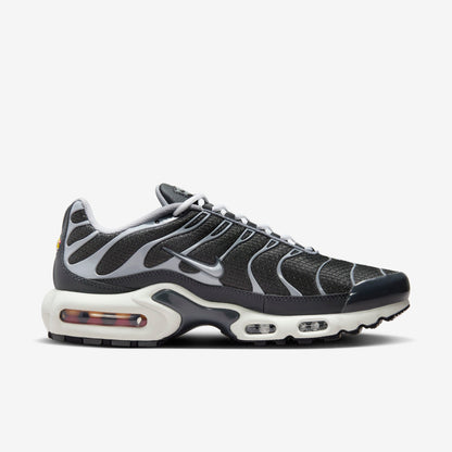 NIKE AIR MAX PLUS EWT