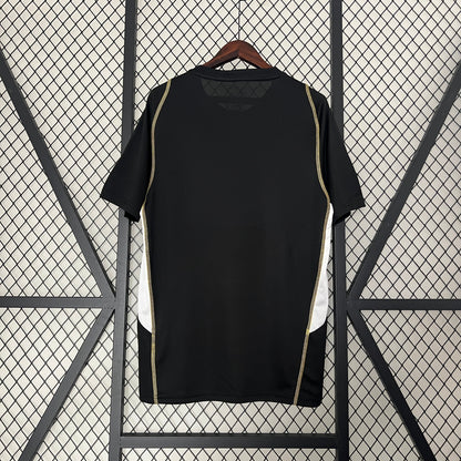 Camiseta Entrenamiento Negra Colo Colo 24-25