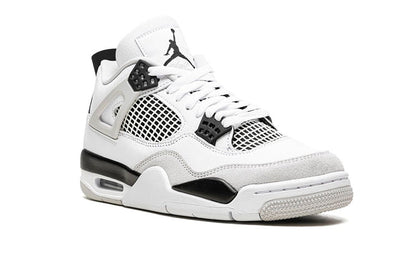 Air Jordan Retro 4 Military Black